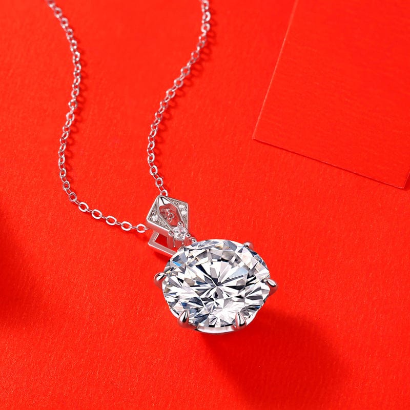 Silverbene Elegant 10ct Round Moissanite CZ Heart Border 925 Sterling Silver Necklace